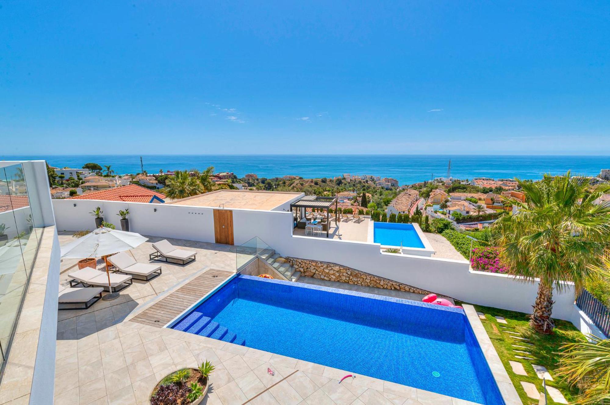 Luxury In Capellania. Apartment Benalmadena