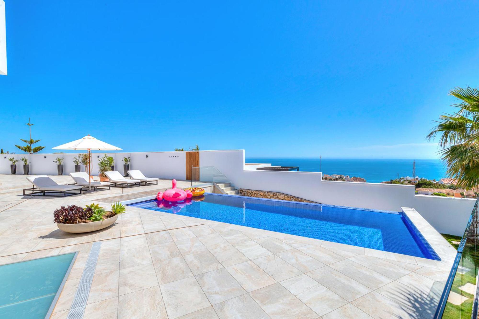 Luxury In Capellania. Apartment *
