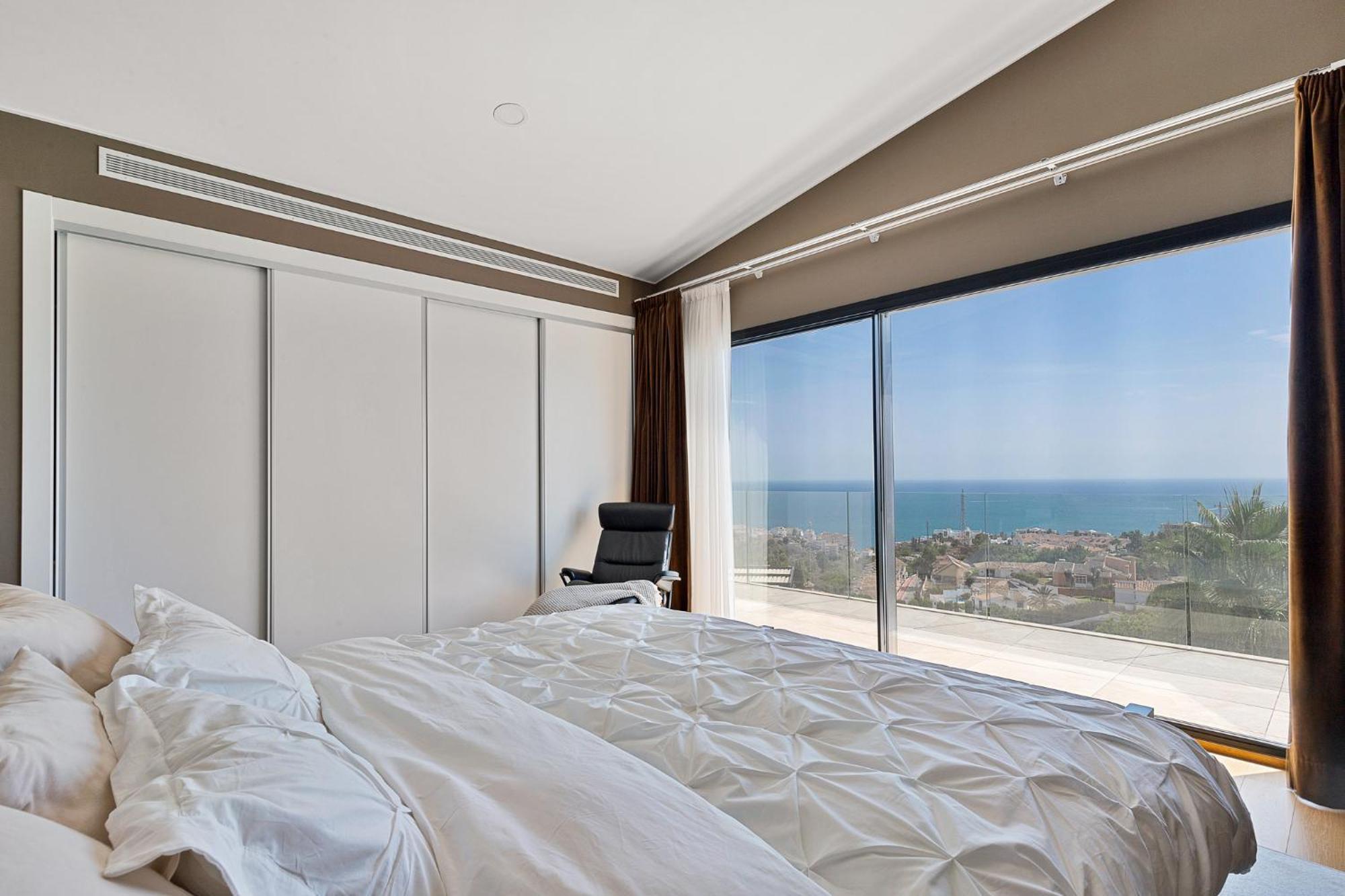 Luxury In Capellania. Apartment Benalmadena